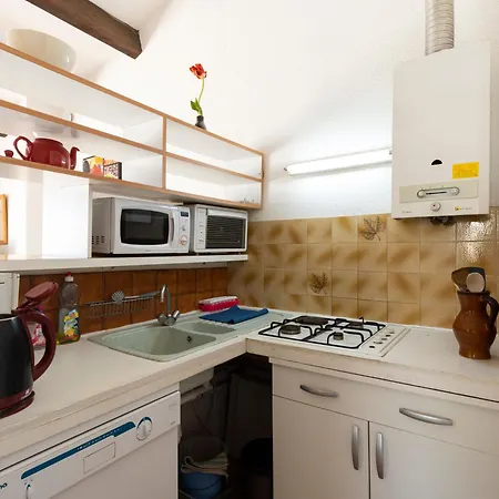 펜션 1 Bedroom Plus Cabin Apartment For 6 *